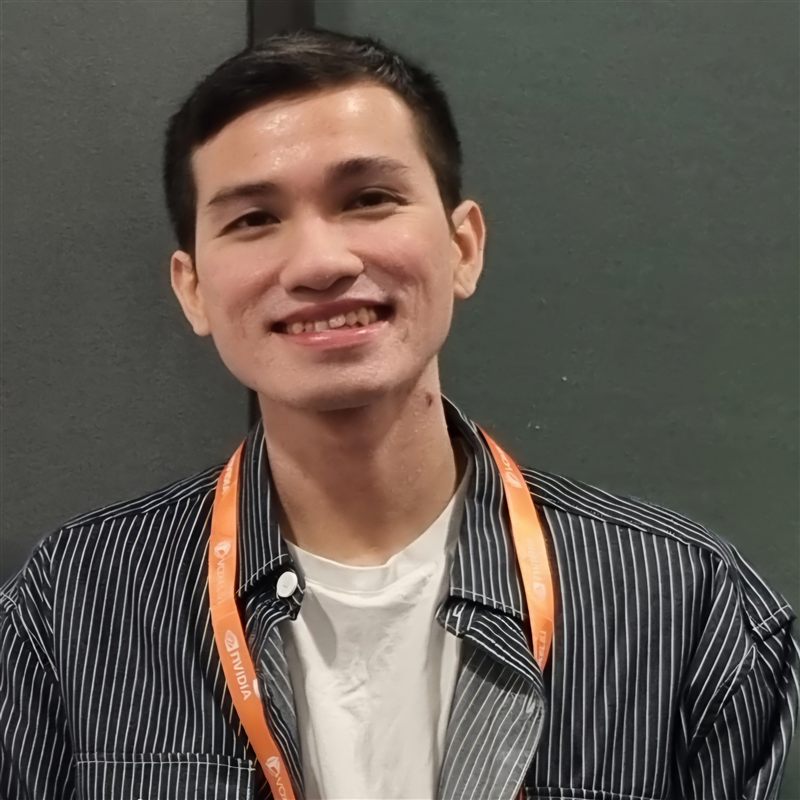Portrait of Huy Hoang Nguyen